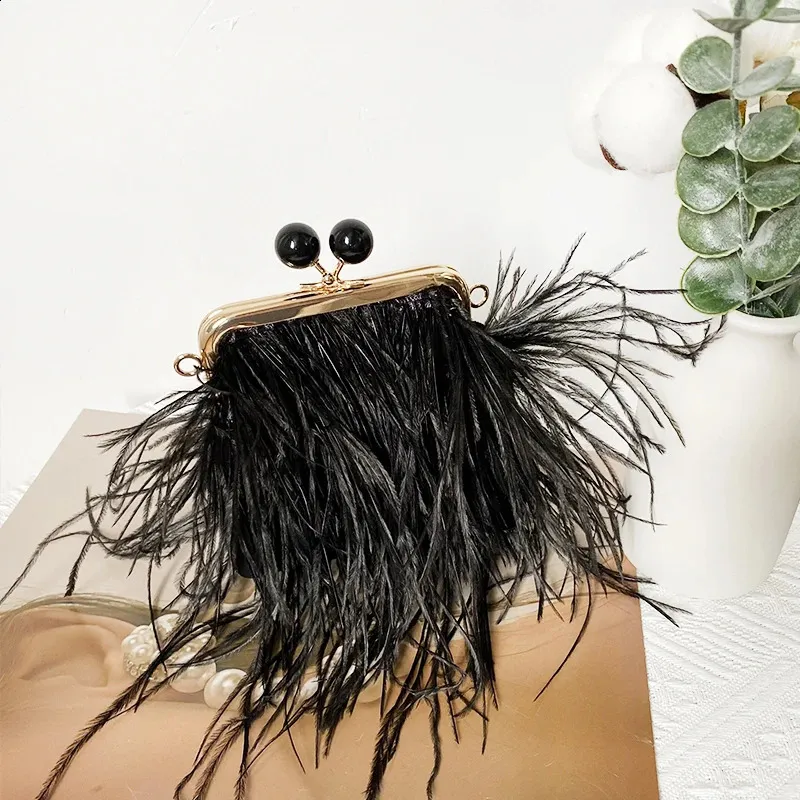 Dámská mini kabelka z pštrosího peří s kožešinou, večerní řetízek, elegantní banketní taška 240919_voghion.com