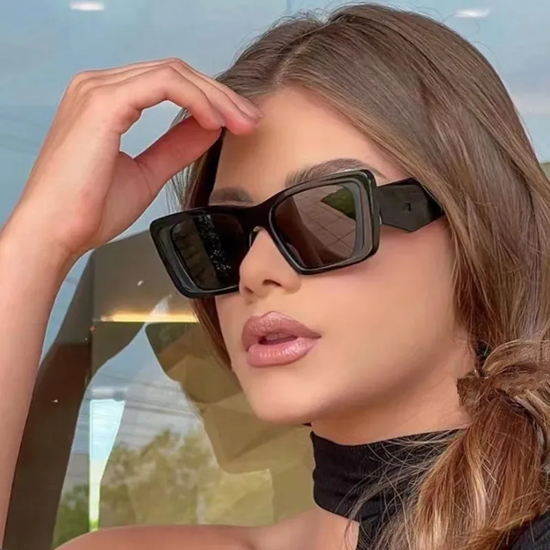 Sonnenbrille 2024 Fashion Square Frau Vintage Cat Eye Design Sonnenbrille Weiblich Männlich Persönlichkeit Cool Retro Black Cateye_voghion.com