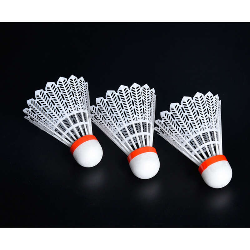 Noua minge de badminton bionică de la Weiqiang este durabilă, cu o minge de cauciuc din nailon King, păr de cuțit mare de gâscă și stabilă._voghion.com