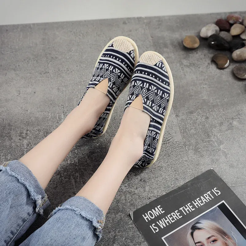 Summer En Flat Women Lightweight Breathable Fisherman Ladies Soft Casual Shoes Slip On Lazy Loafers 2024_voghion.com