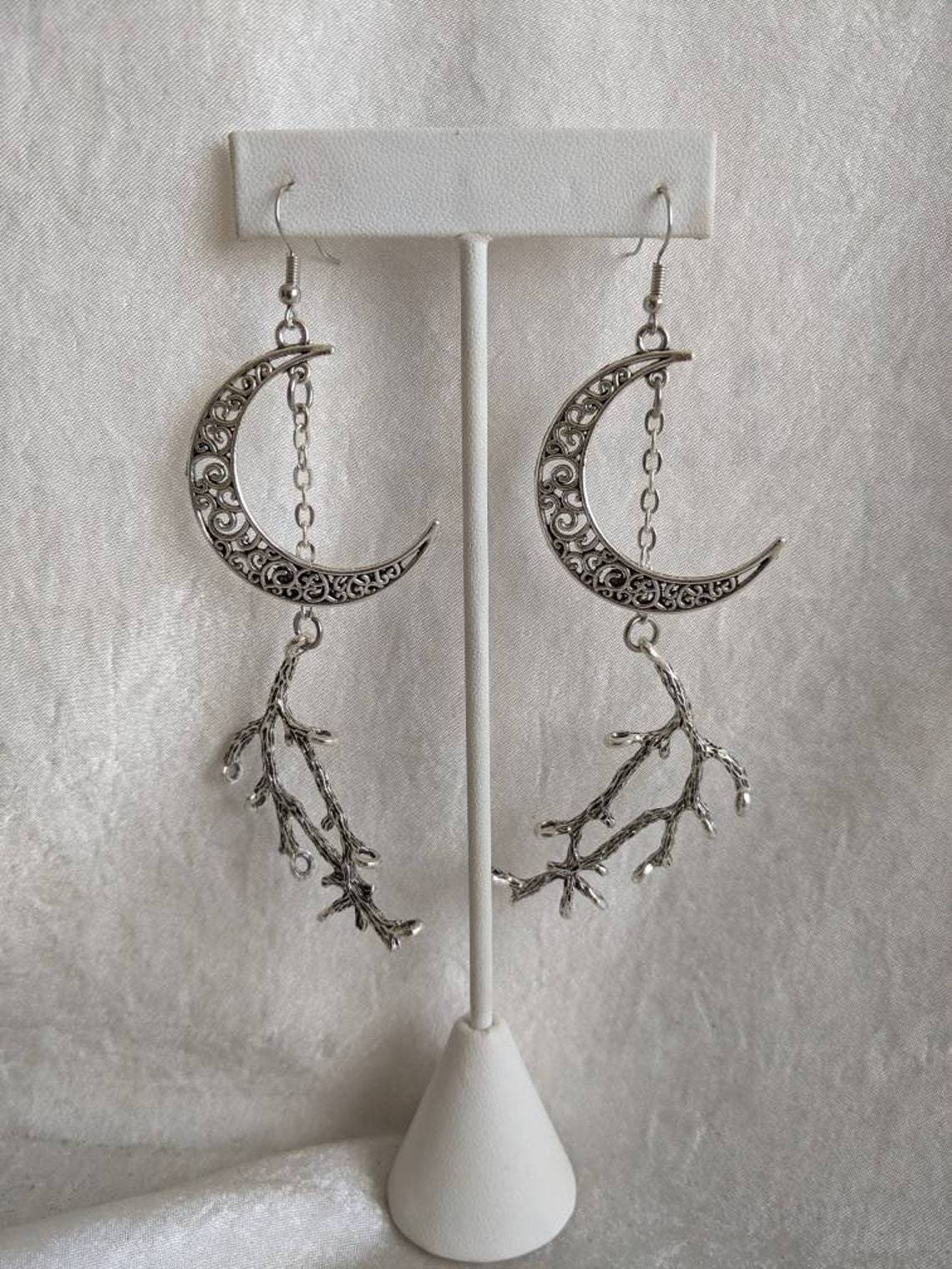 Gothic silver crescent and twig earrings_voghion.com