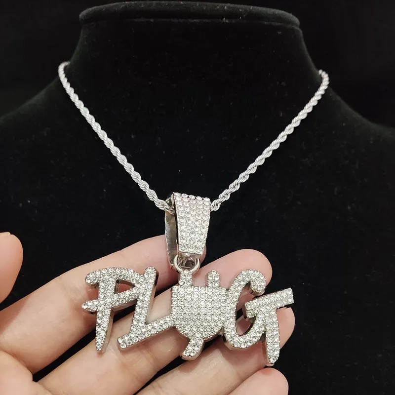Colliers pendentifs hommes femmes Hip Hop PLUG collier lettre avec chaîne cubaine en cristal de 13 mm HipHop Iced Out Bling Fashion_voghion.com