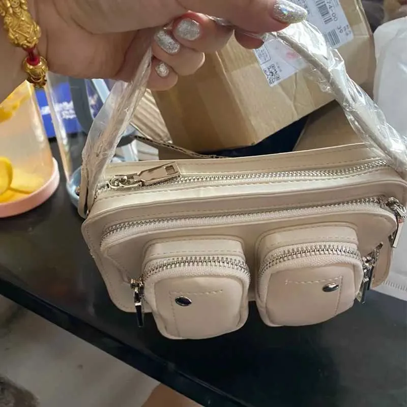 Borsa a tracolla nera elegante donna pochette designer pelle pu catena_voghion.com