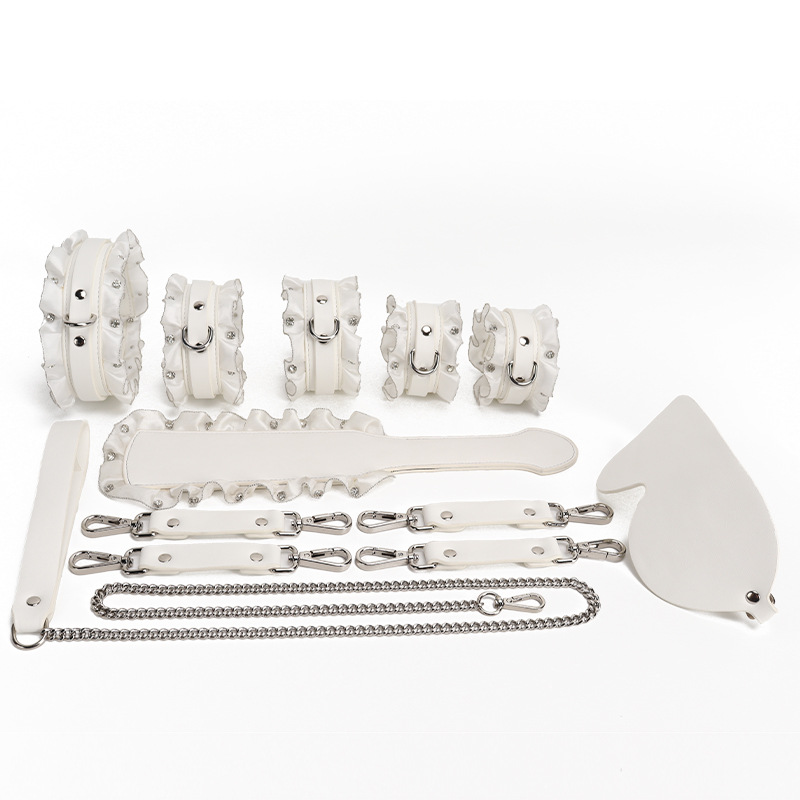 Bondage Restraints Leather Handcuffs Set For Couple Flirting Games_voghion.com