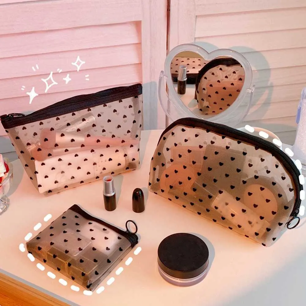 Trousse de maquillage noire en maille transparente en forme de cœur, indispensable pour les organisateurs de voyage pour femmes, petite trousse de maquillage Y241023_voghion.com
