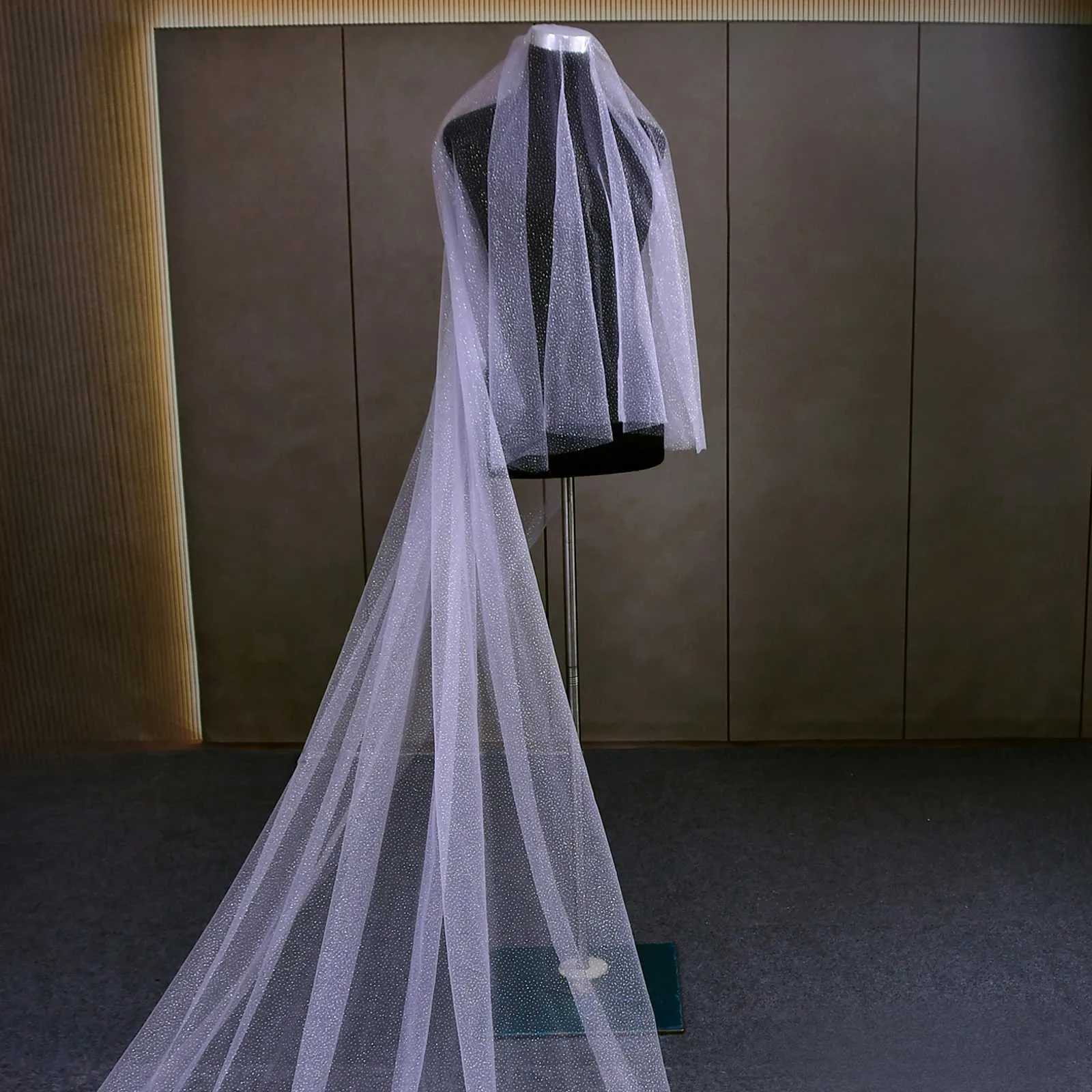 Gioielli per capelli V90 Velo scintillante Velo da sposa a 2 strati in tulle morbido con pettine Copri viso Accessori da sposa per_voghion.com