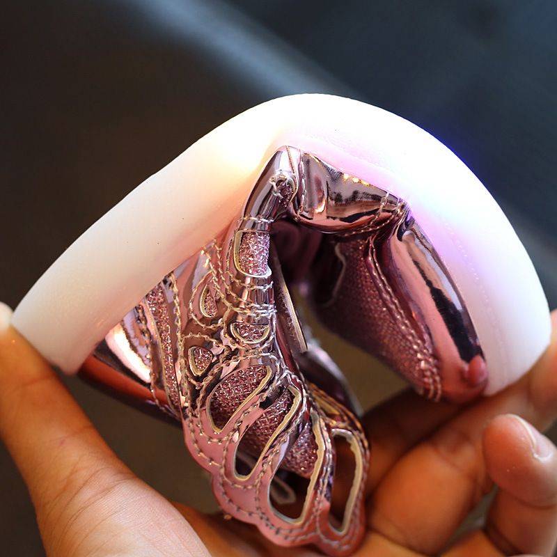 2020 New Spring and Autumn Glowing Shoes for Kids_voghion.com