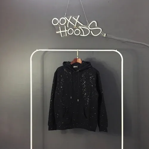 Autumn Winter Fashion Glitter Loose Fit Veet Patch For Couples Long Sleeve Pullover Streetwear Mens Hoodie 241127_voghion.com