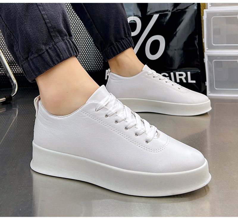 Herren 2024 neue Herbstsport Casual Board atmungsaktive koreanische Version dicke Sohle erhöhen kleine weiße Flutschuhe_voghion.com