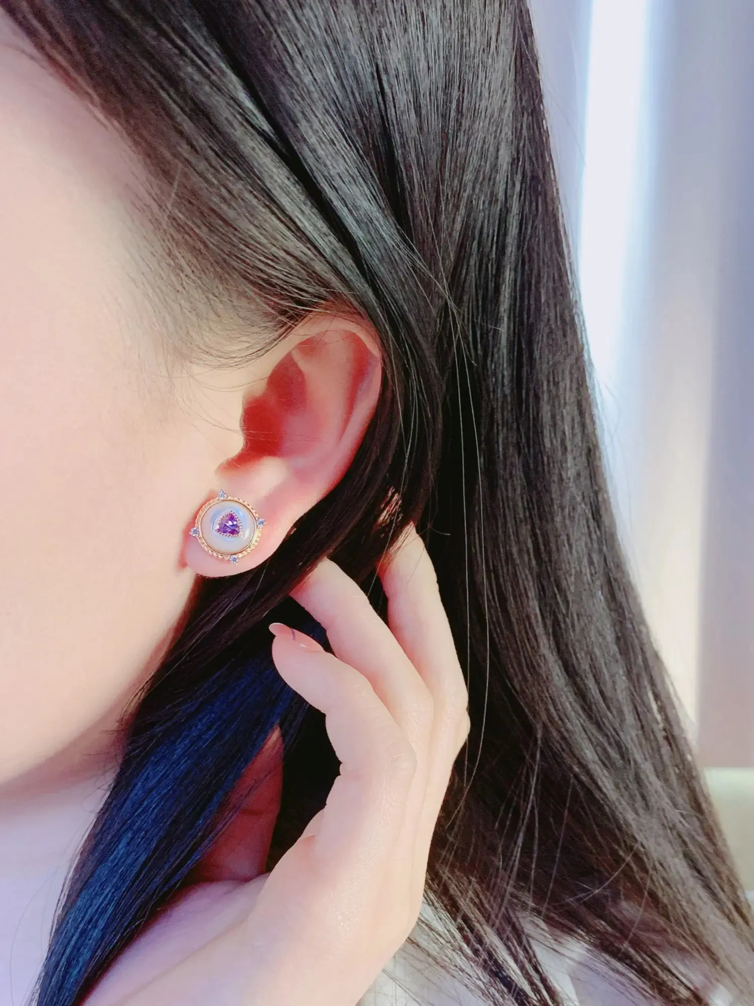 Orecchini a bottone Rochime con cristalli viola e gialli Fritillary in argento placcato oro rosa per donna 240618_voghion.com