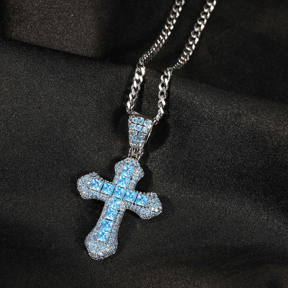 Nuova collana con croce blu Hip Hop con diamanti e versatile maglione in argento Sterling con ciondolo a catena cubana intrecciata_voghion.com