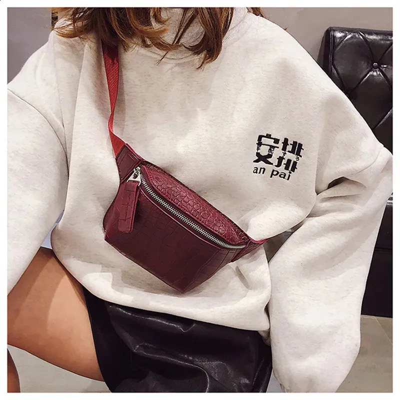 Leder Brusttasche Fanny Frauen Tasche Kleine Bum Taille Gürteltaschen Casual Phone Pack Mode Brieftasche c101 240829_voghion.com