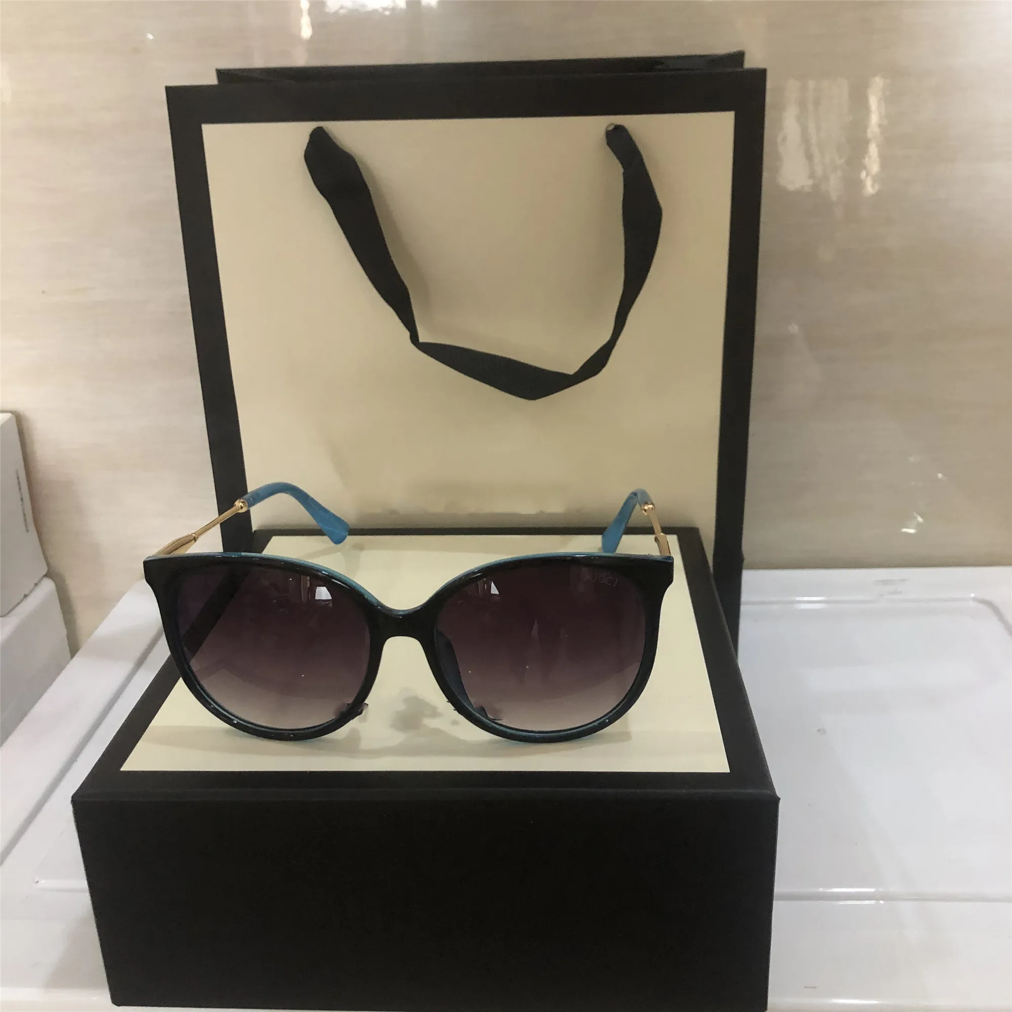 Óculos de sol designer femininos estilo clássico proteção uv moda_voghion.com