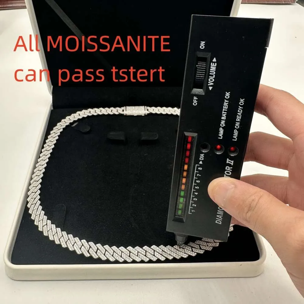 15 mm hiphop VVS teemantbaguette Kuuba lülikett moissaniidist sier ehtekarbi kaelakeed Hiphop_voghion.com