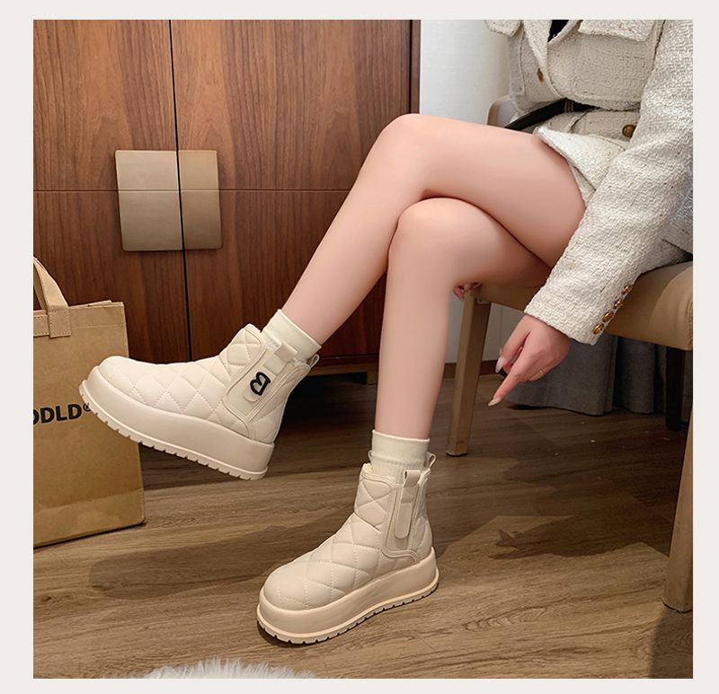 Damen Schnee Winter 2024 neue Baumwolle mit Veet verdickte Oberbekleidung Schuhe kalte und rutschfeste Stiefel_voghion.com