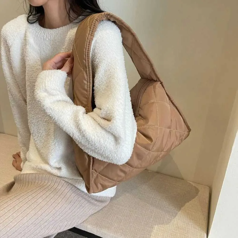 Bolso de hombro acolchado para mujer bolso puff de moda chic_voghion.com