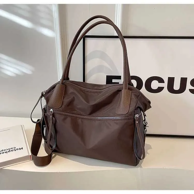 Sac à main en toile de nylon pour femmes, nouvelle tendance automne/hiver 2024, sac messager coréen décontracté de grande capacité, sac à main Y241011_voghion.com