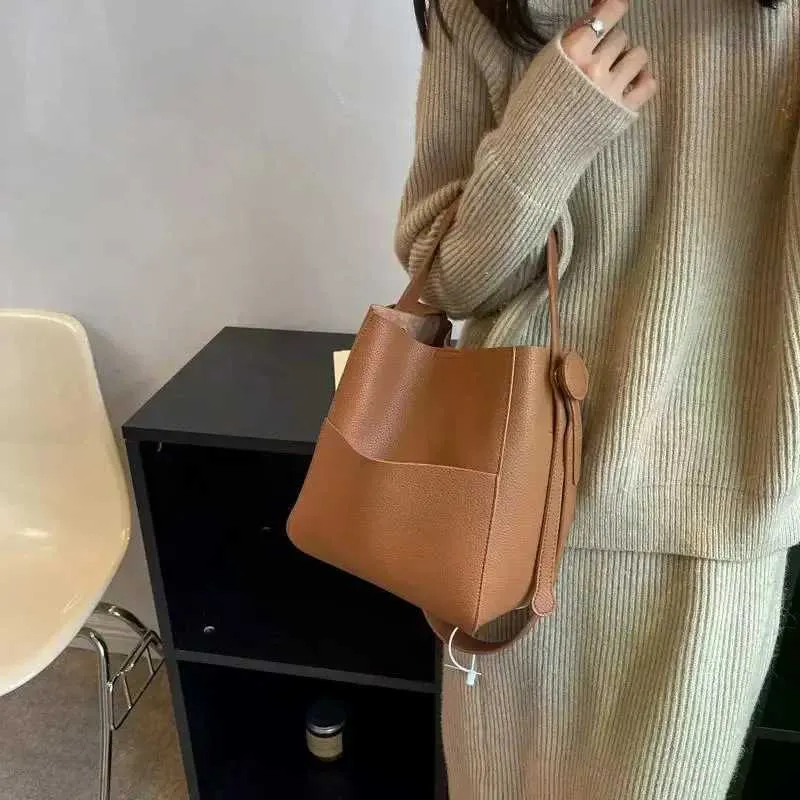 Eimer-Schulter-Seitentaschen für Frauen 2024 Weibliche Designer Trend Kleine Leder Umhängetasche Geldbörsen und HandtaschenC241105_voghion.com