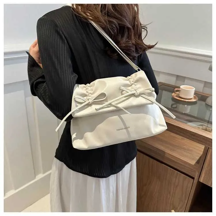 Unterwäsche Damenhandtasche große Kapazität Herbst und Winter 2024 neue High-End-Schulter-Pendlertasche Y241025_voghion.com