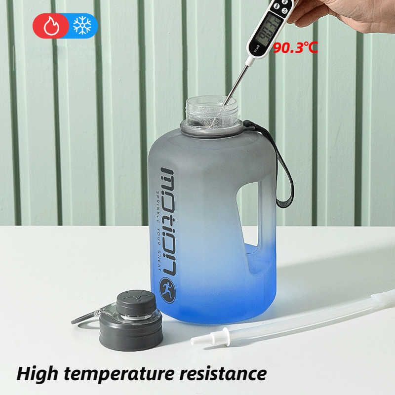Bottiglia d'acqua sportiva da 2460 ml con cannuccia, grande capacità, fitness con bilancia, bollitore con gradiente, bottiglia d'acqua portatile in plastica per esterni_voghion.com