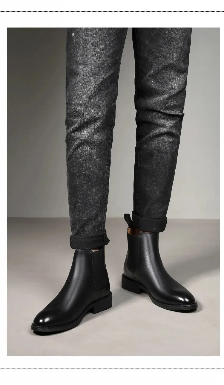Bottes classiques rétro en cuir véritable pour hommes, chaussures montantes décontractées de style britannique à la mode à la cheville pour hommes 240830_voghion.com