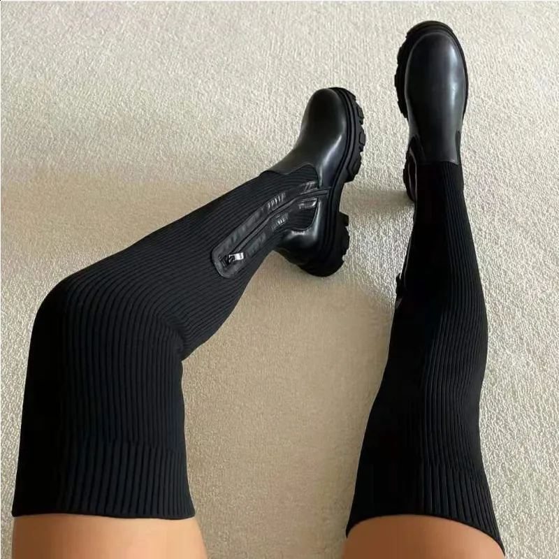Autumn Winter Breathable Knitted Socks Womens Thick soled Boots Elastic Round Toe Shoes Plus Size 43 240911_voghion.com