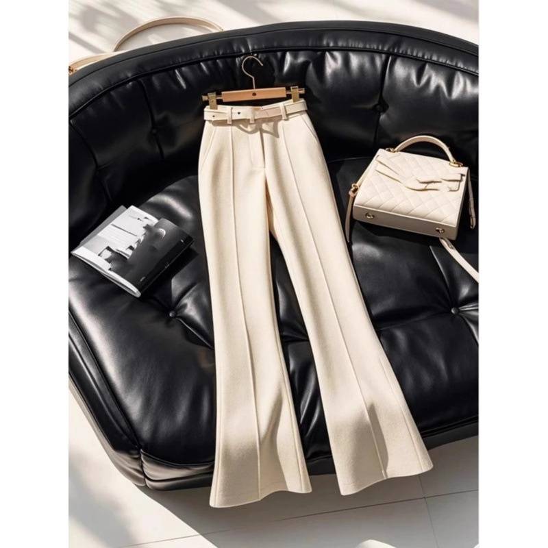 Vêtements pour femmes Pantalons droits à jambes larges