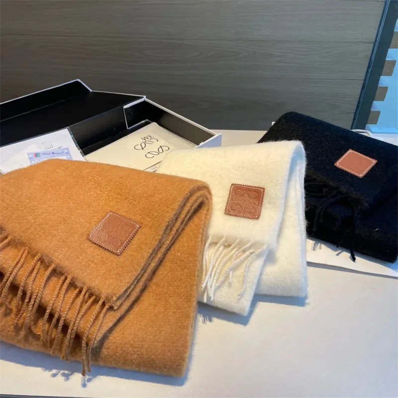 Cappelli Set Designer per 100% Cashmere Jacquard Donna Inverno Uomo Donna Sciarpa Sciarpe scialle morbide Taglia 123 * 185 con regalo_voghion.com