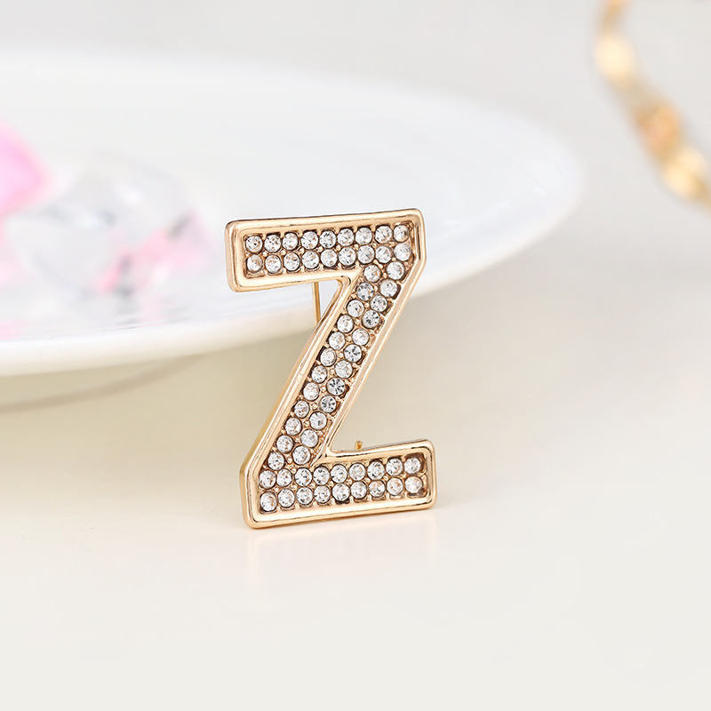 Spilla versatile con lettere inglesi in strass, stemma con fiore sul petto, luce antiscivolo, alla moda per uomo e donna_voghion.com