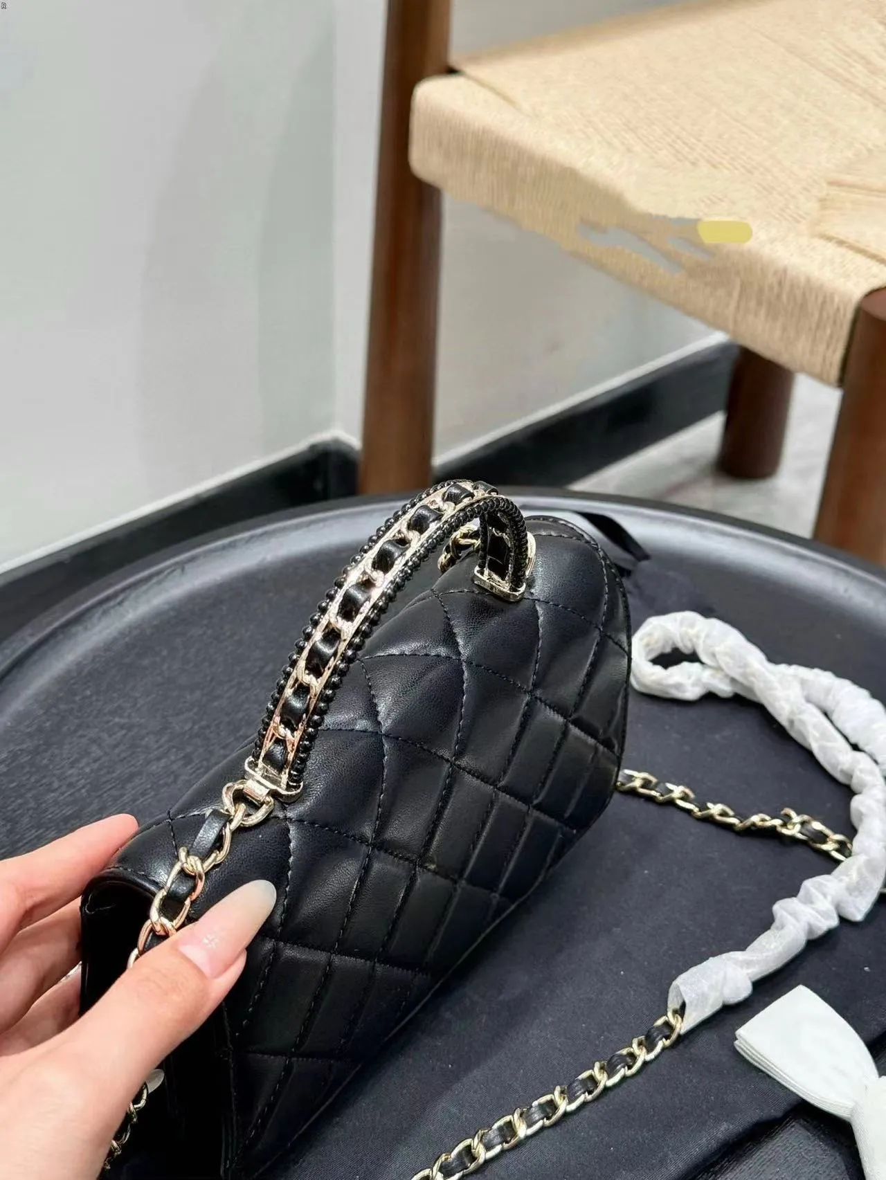 Borsa a tracolla con catena trapuntata Woc da donna, con manico in metallo intrecciato, mini borsa a mano con patta in pelle liscia_voghion.com