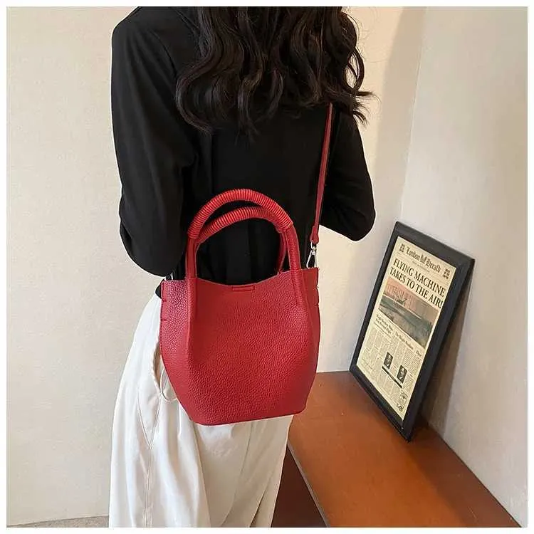 Einfache, solide Eimer-Handtaschen für Frauen, große Kapazität, lässige Pendler-Verbundtaschen, vielseitige Umhängetaschen für Frauen_voghion.com