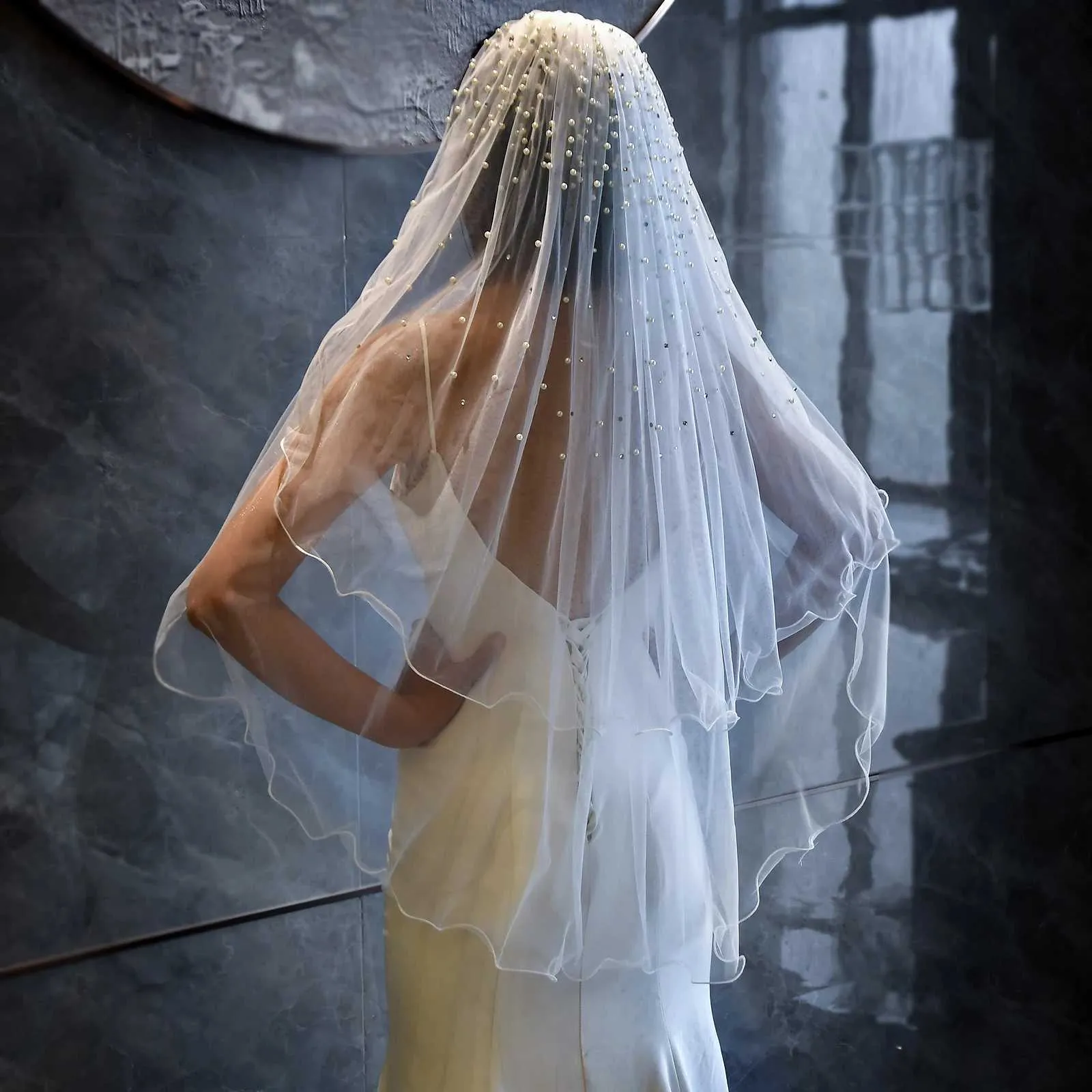 Hair Jewelry MZA32 2 Tier Veil With Blusher Pearls Bridal Veils Elbow Length Wave Pencil Edge Soft Wedding Accessories_voghion.com