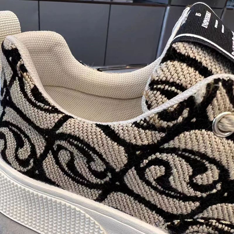 Neue atmungsaktive Tuch lässig Trendy vielseitige Turnschuhe Gewebte Canvasschuhe_voghion.com