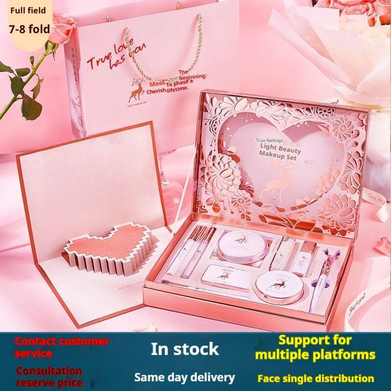 Zehnteiliges Beauty-Set. Valentinstagsgeschenke für Freundinnen: Lippenstift-Sets, Make-up-Sets_voghion.com