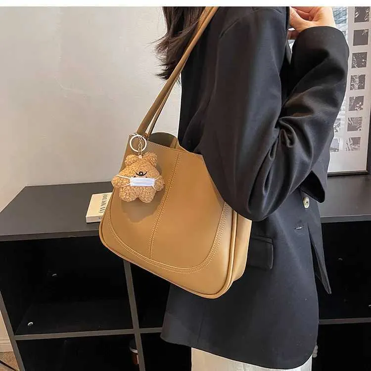 Bolso de hombro de alta gama con textura de gran capacidad, nuevo bolso de mano para mujer, otoño e invierno 2024, C241106_voghion.com