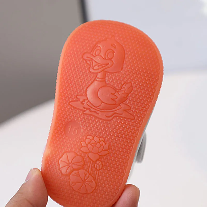 Chaussures de marche pour petites filles qui couinent pour bébé, joli design, pour tout-petits, mignonnes, tailles 15 à 19_voghion.com