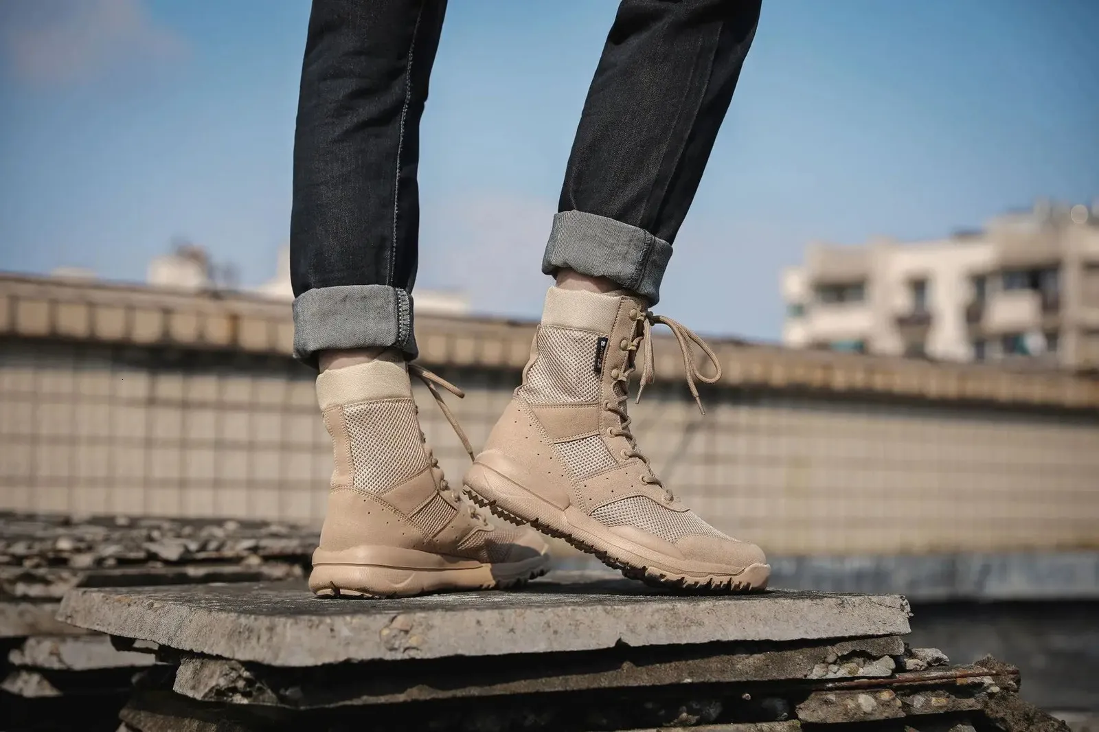 Summer Breathable Desert Hiking Mens High Top Outdoor Climbing Mountaineering Shoes Lightweight Boots 240628_voghion.com