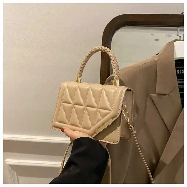 2024 neue Schulter PU-Leder quadratische Damenhandtasche Markendesigner kleine schwarze Umhängetasche Y241121_voghion.com