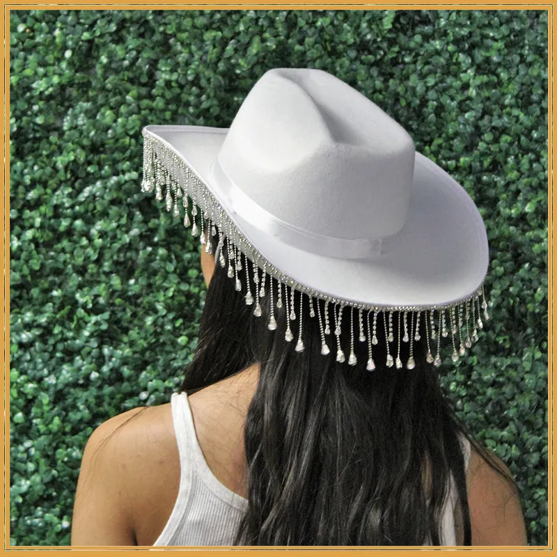 Chapeaux à large bord blanc Dia Fringe Bride Cowgirl Hat Mme Cowboy Bridesmaid Gift Bridal Summer Country Western HatWide_voghion.com