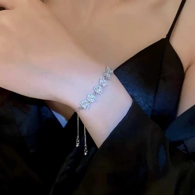 Shiny Zircon Bangle For Women, Elegant Silver Colour Bow Bracelet_voghion.com