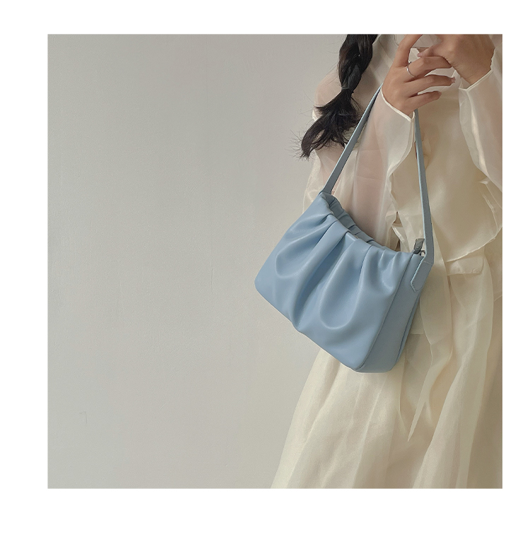 Neue handliche kleine Wolke im französischen Stil 2024 Sommernische plissiert einfache und modische Umhängekette mit einer Schulter_voghion.com