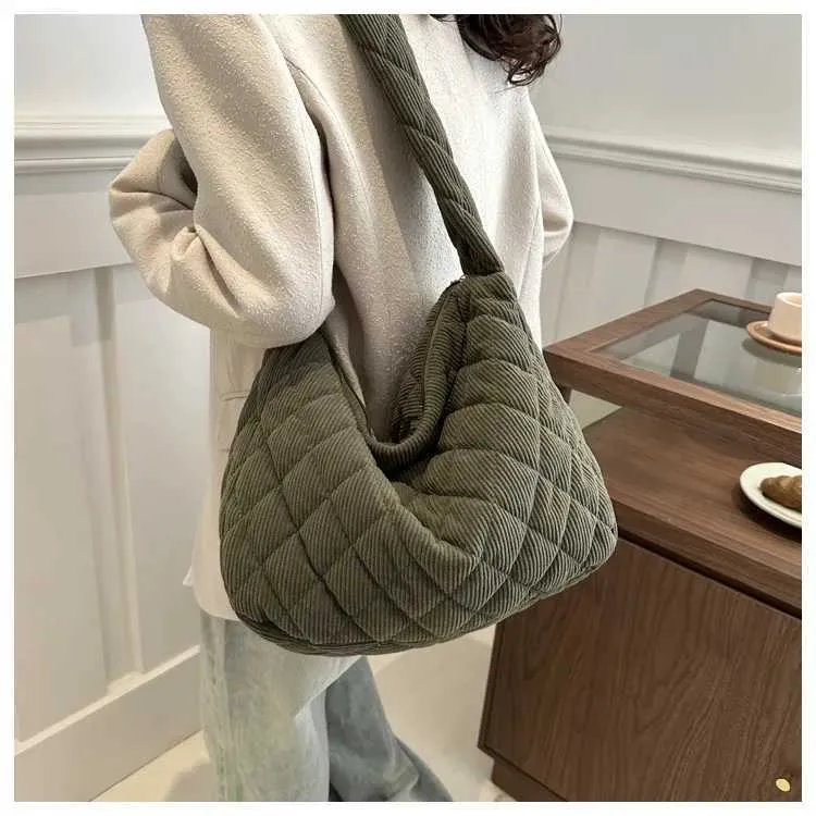 Minimalist Corduroy Shoulder Bag For Women Large Crossbody Bag_voghion.com