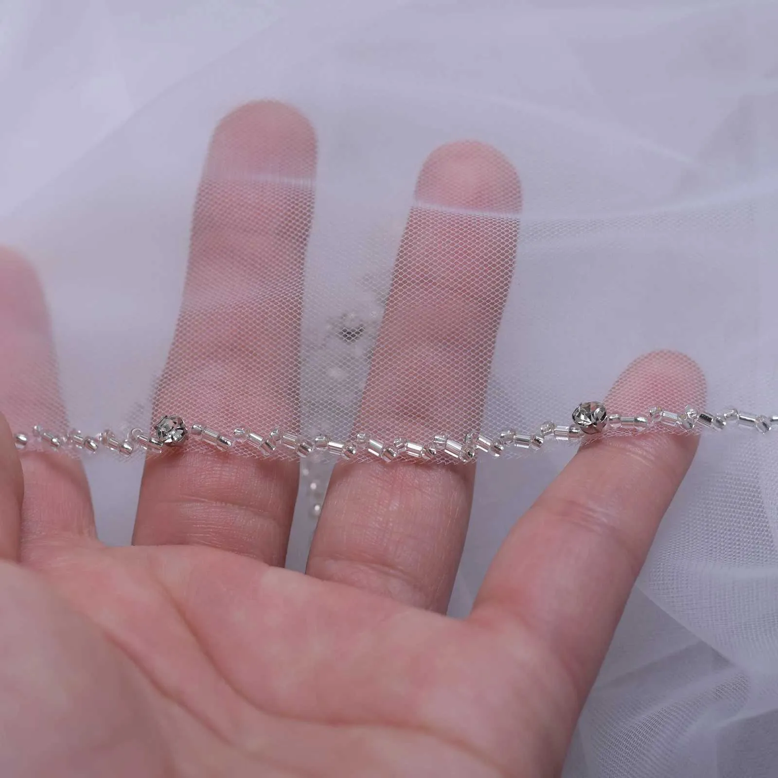 Gioielli per capelli, veli da sposa con perline di cristallo, velo da sposa a 1 strato, bordatura in perle di strass, morbido tulle con pettine a cattedrale_voghion.com