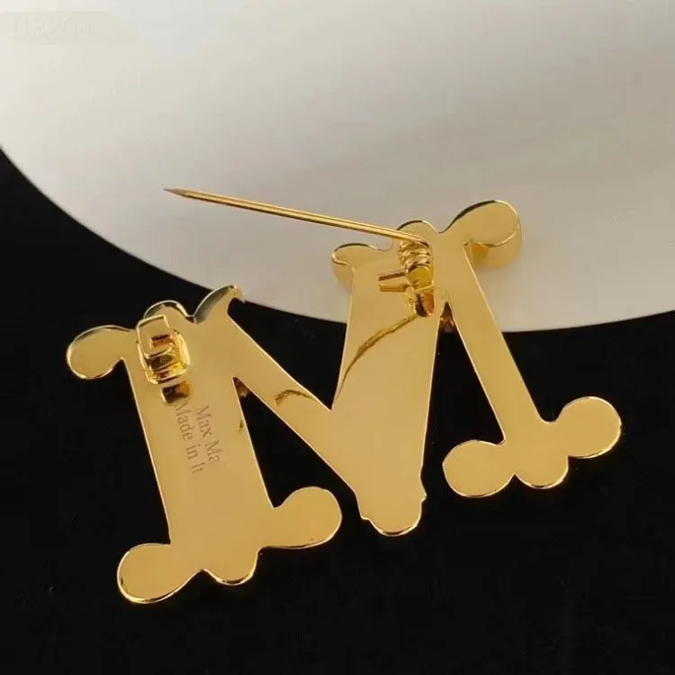 Artificial Diamond Letter Brass Material Flower, European and American Fashion Versatile Pins, Unique Design Sweater_voghion.com