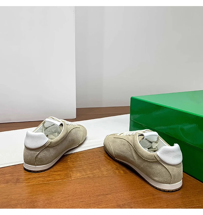 Fashionable Women's Sneakers Comfortable Casual Walking Shoes_voghion.com