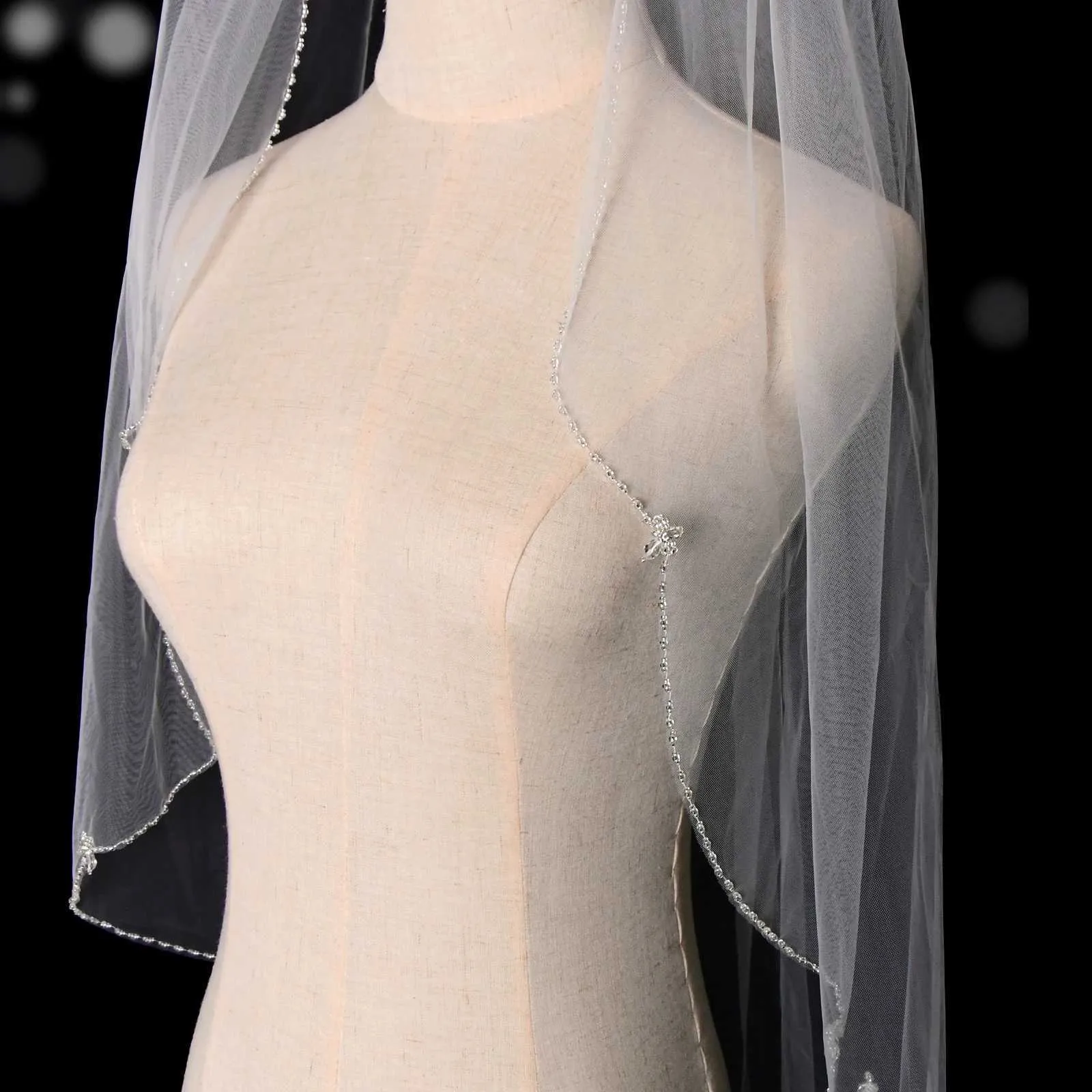 Hair Jewelry V118 1T Pearls Bridal Fingertip Scalloped Edge Rhinestones Crystal Wedding Veil With Comb Short Elegant_voghion.com