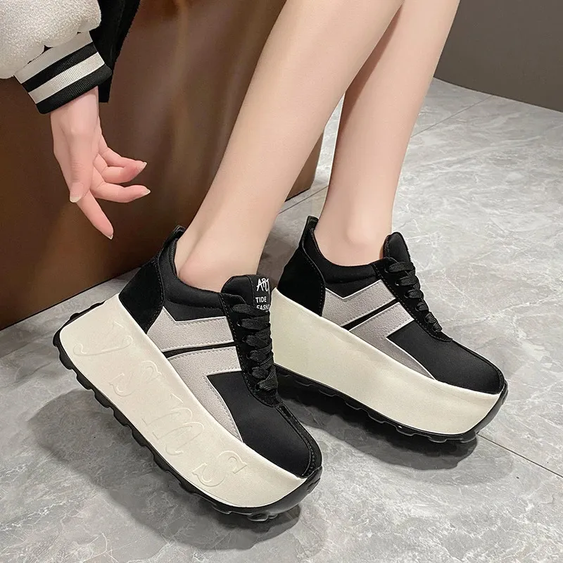 Scarpe sportive casual da donna con tacco alto da 7,5 cm, con zeppa e plateau, in pelle, bianche, comode e robuste_voghion.com