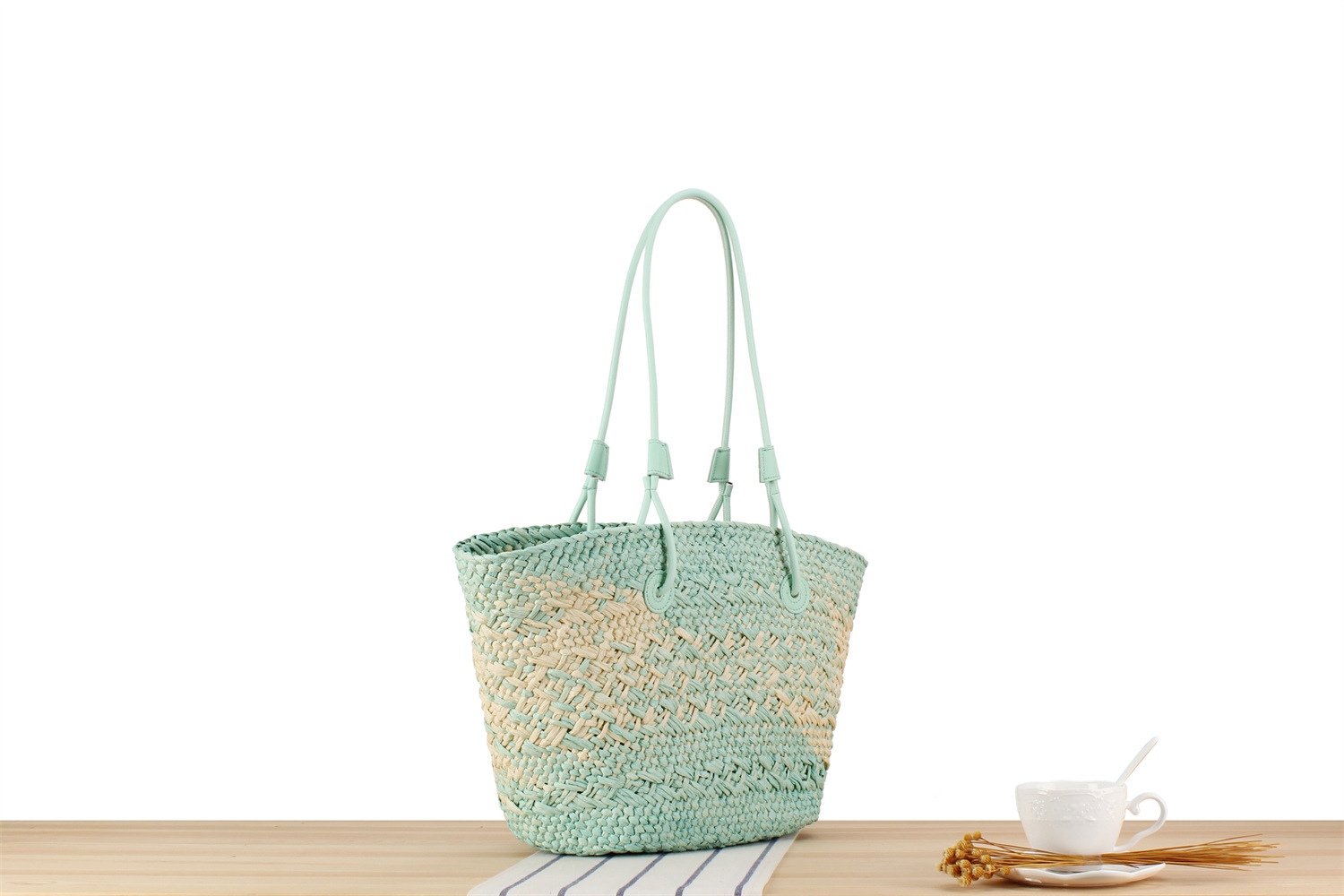 Small Fresh gradient Bluegrass Braided bag Large capacity Single Shoulder Underarm bag Hand woven Tote bag_voghion.com