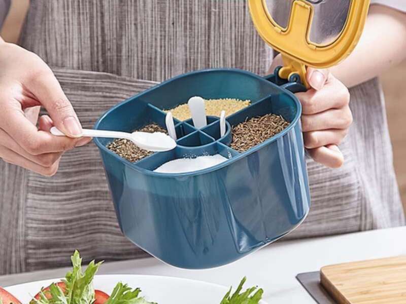 Set Kombination Salz Topf Vier In Einem Haushalts Küche Große Kapazität Gewürz Box Mit Deckel Und Löffel Lieferung_voghion.com