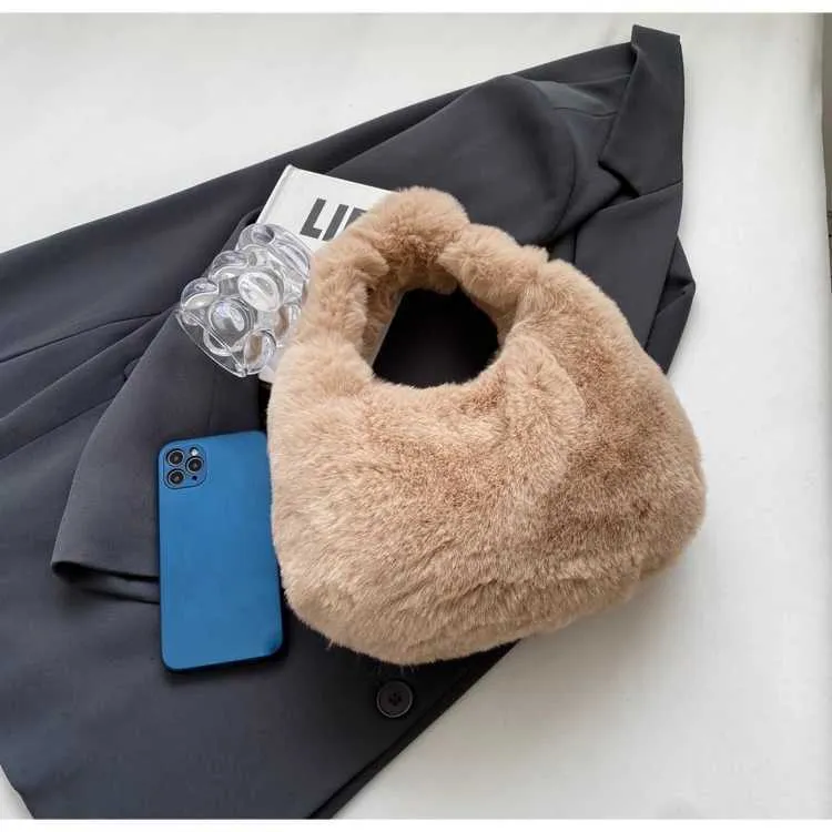 Portafoglio da donna con manico corto Fi Cluh carino Wen Fur Small Half Mo caldo peluche borsa da polso Y241106_voghion.com